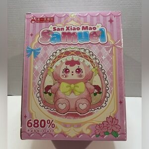 San Xiao Mao 680% Rabbit Elf. New in damaged box.